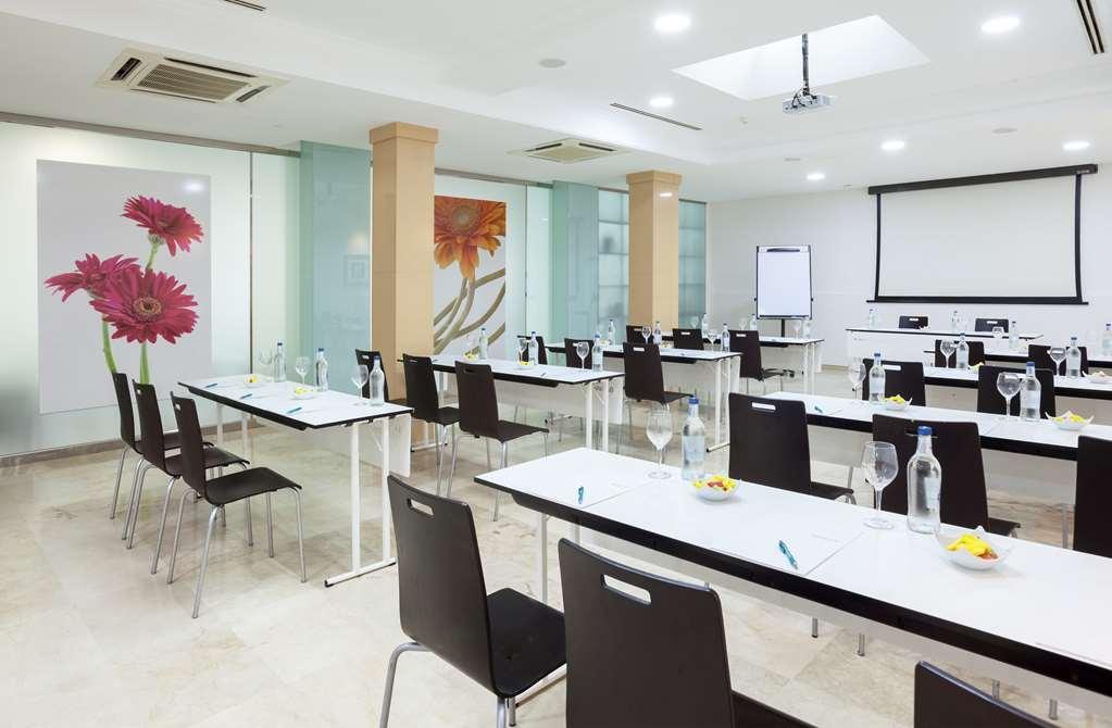 Barcelo Margaritas Royal Level Adults Only 호텔 플라야 델 잉글스 시설 사진